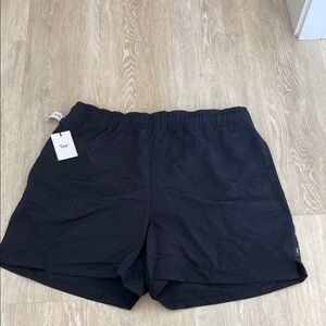 Aritzia TNA Black Shorts with pockets